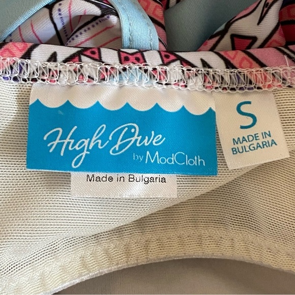 MODCLOTH High Dive Art Deco Women's One Piece Swimsuit Size Small S Beach - Picture 4 of 6